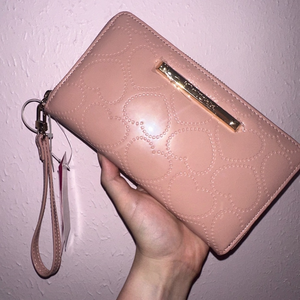 Betsey Johnson Blush Zip Around Clutch Heart Wallet NWT